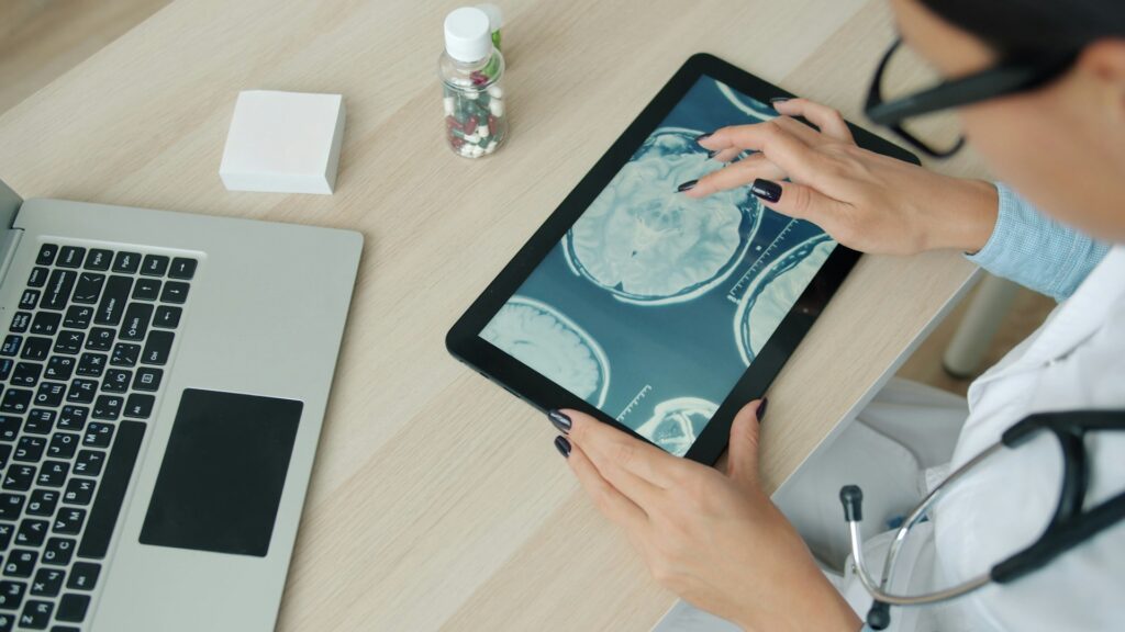 Telemedycyna w 2025 roku w Polsce. Wszystko, czego warto być świadomym!