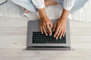 Recepta online na już – kiedy można ją uzyskać i jak wygląda cały proces