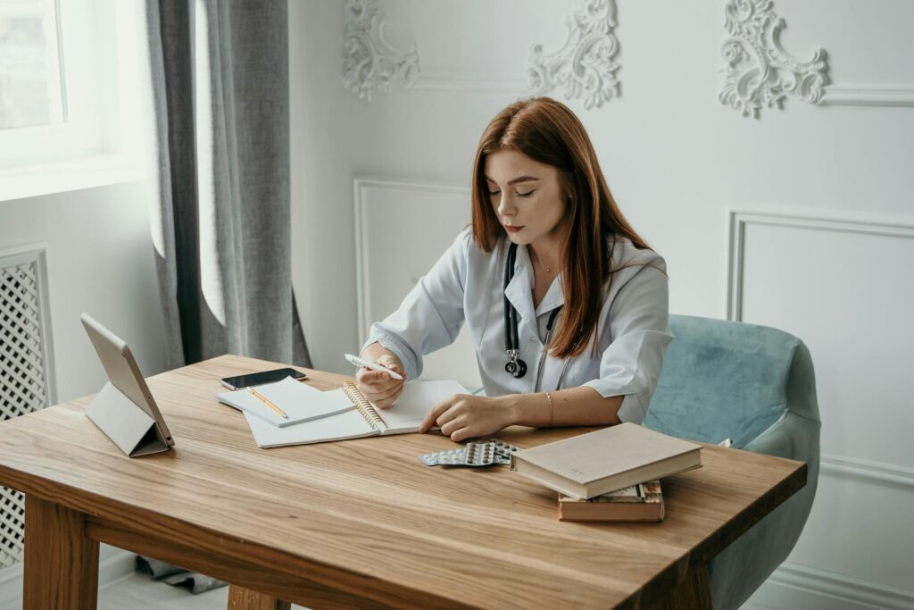 Dlaczego coraz więcej rodziców wybiera pediatrę online pediatra online